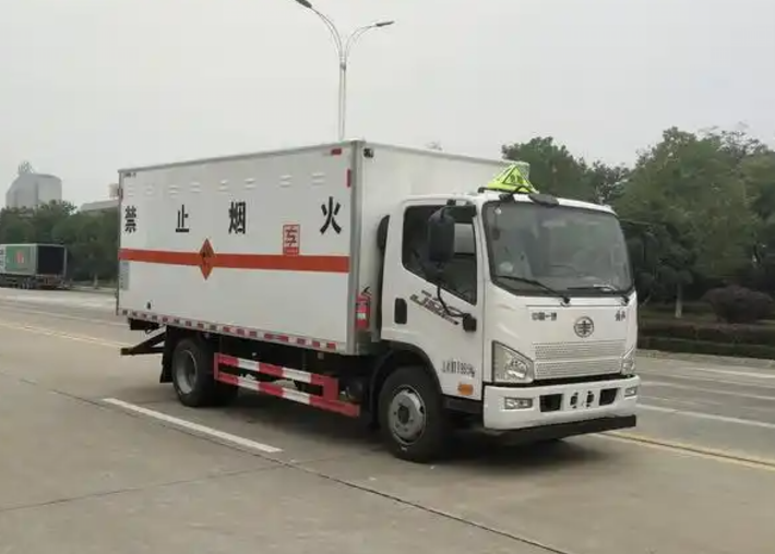 娄底爆破器材运输车可以上高速吗?
